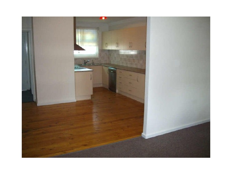 8 McCabe Avenue, Parafield Gardens SA 5107