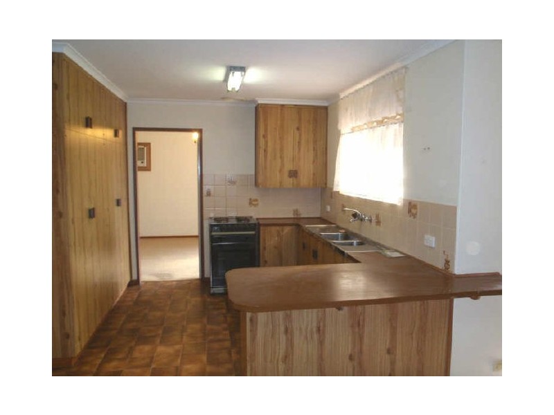 25 Camelot Drive, Paralowie SA 5108