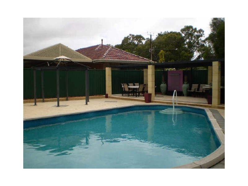 3 Lancaster Avenue, Valley View SA 5093
