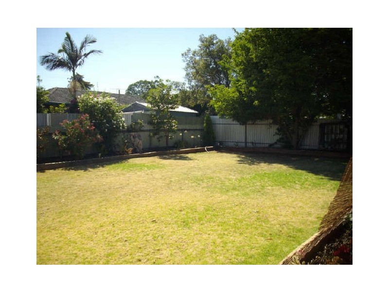 16 Cheltenham Crescent, Salisbury East SA 5109