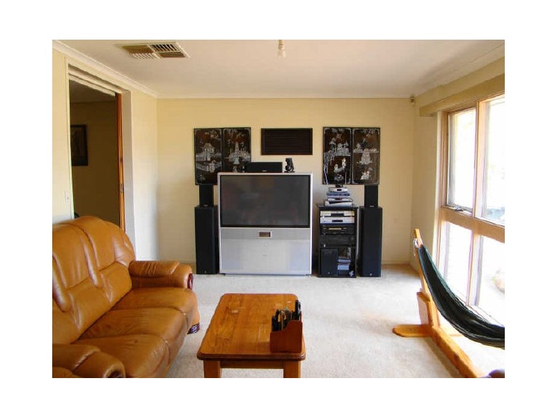 5 Hammond Avenue, Brahma Lodge SA 5109