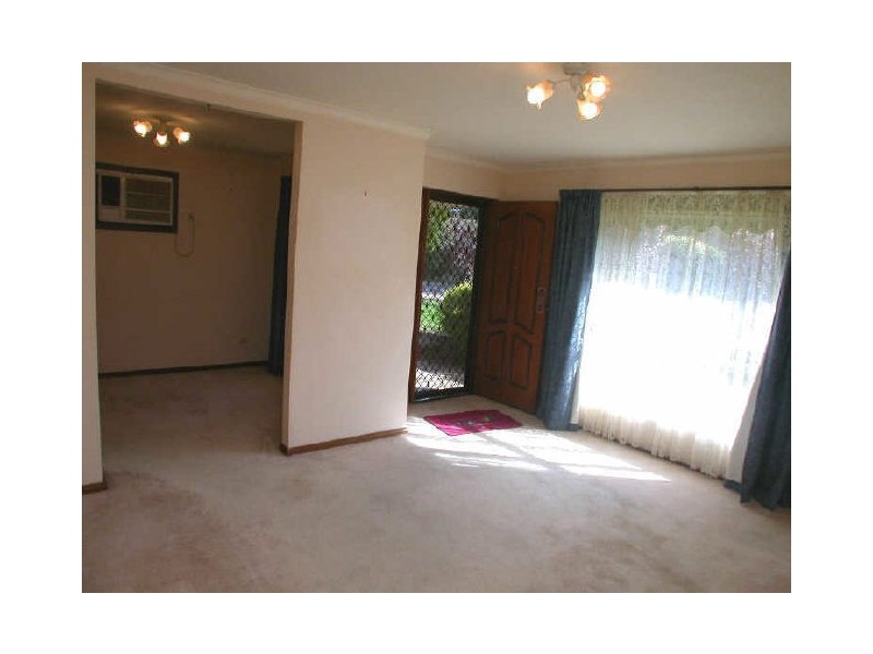 9 Montebello Drive, Salisbury SA 5108