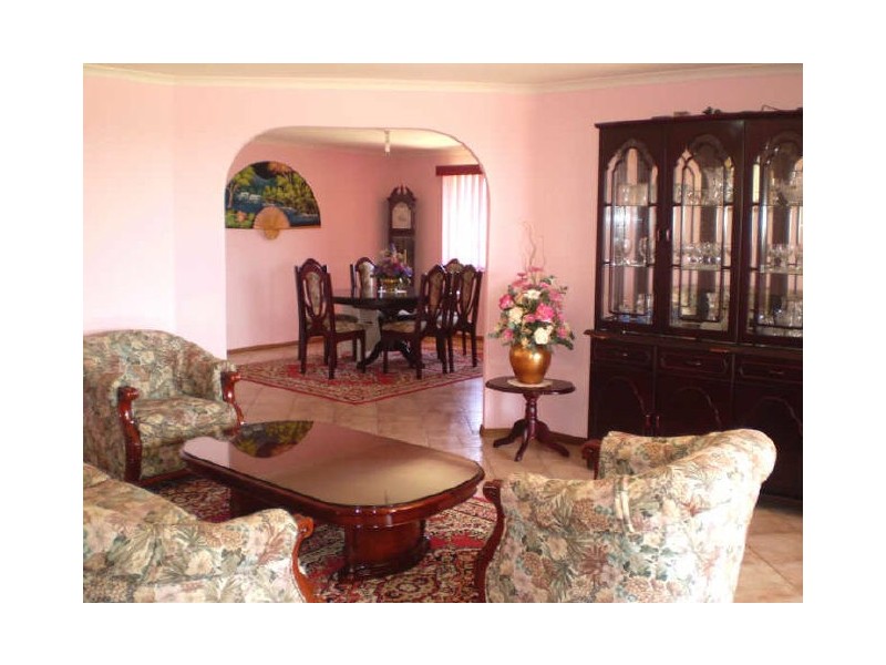 90 Highfield Drive, Hillbank SA 5112