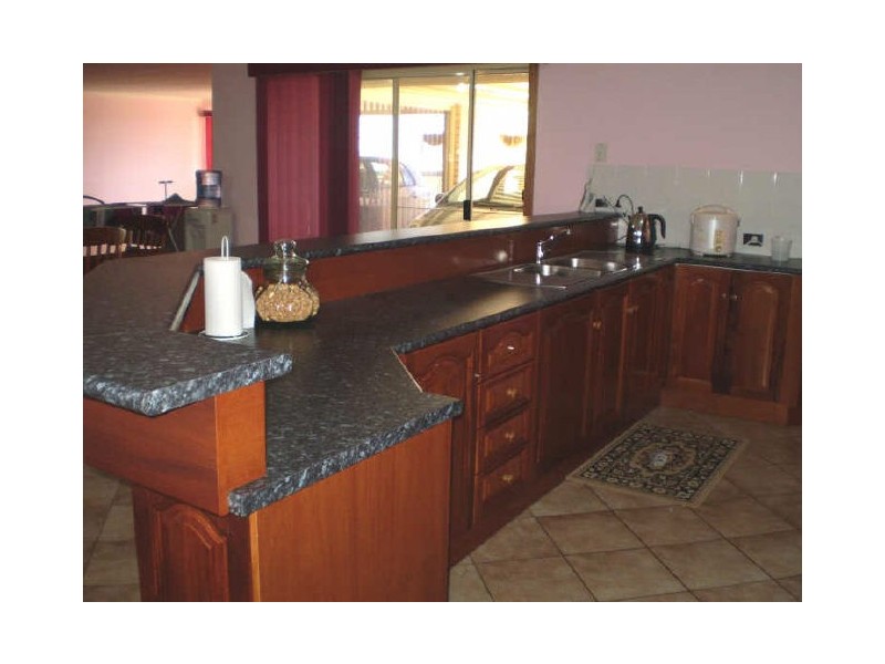 90 Highfield Drive, Hillbank SA 5112