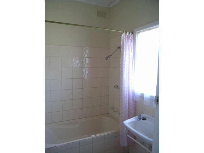 34 Loftis Road, Elizabeth Downs SA 5113