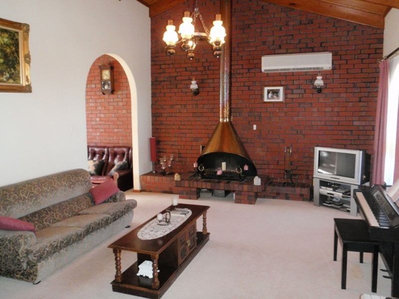 19 Conygham Avenue, Para Hills SA 5096