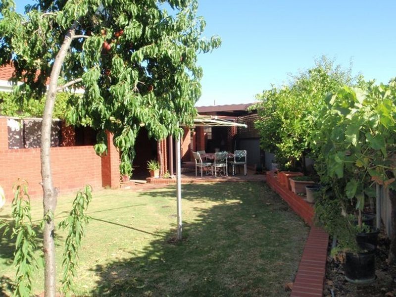 19 Conygham Avenue, Para Hills SA 5096