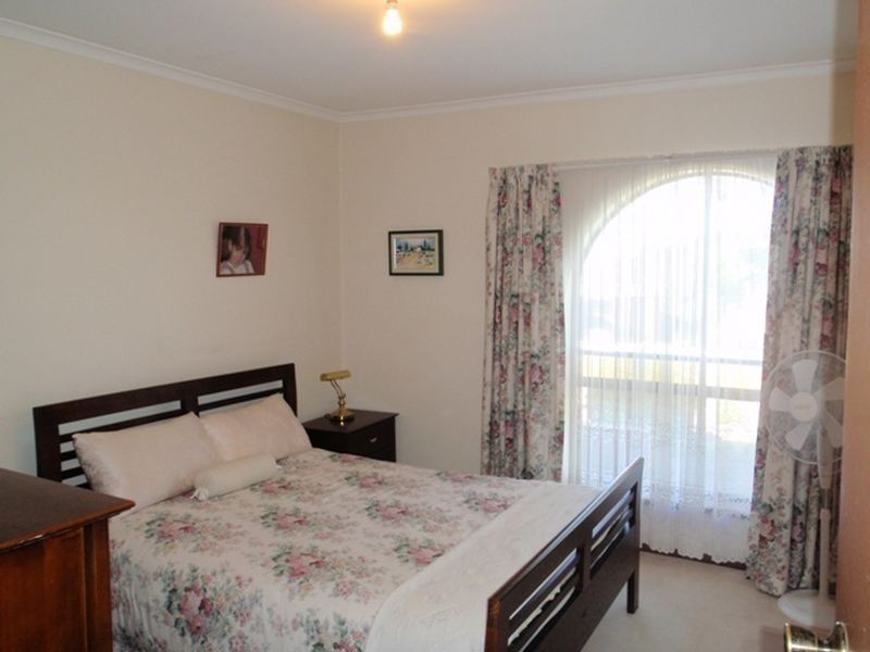 19 Conygham Avenue, Para Hills SA 5096