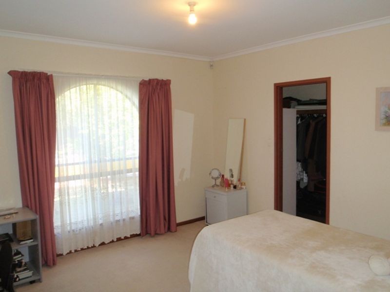 19 Conygham Avenue, Para Hills SA 5096