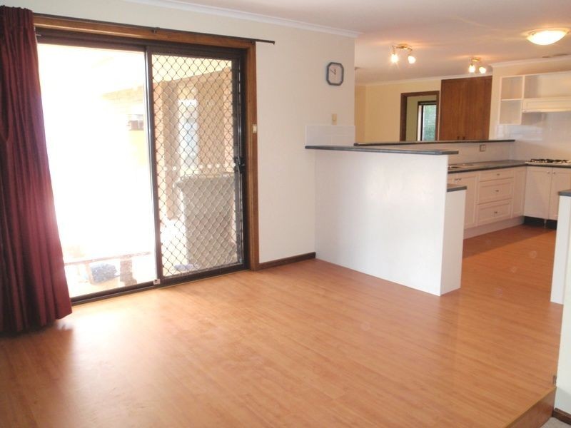 19 Camelot Drive, Paralowie SA 5108