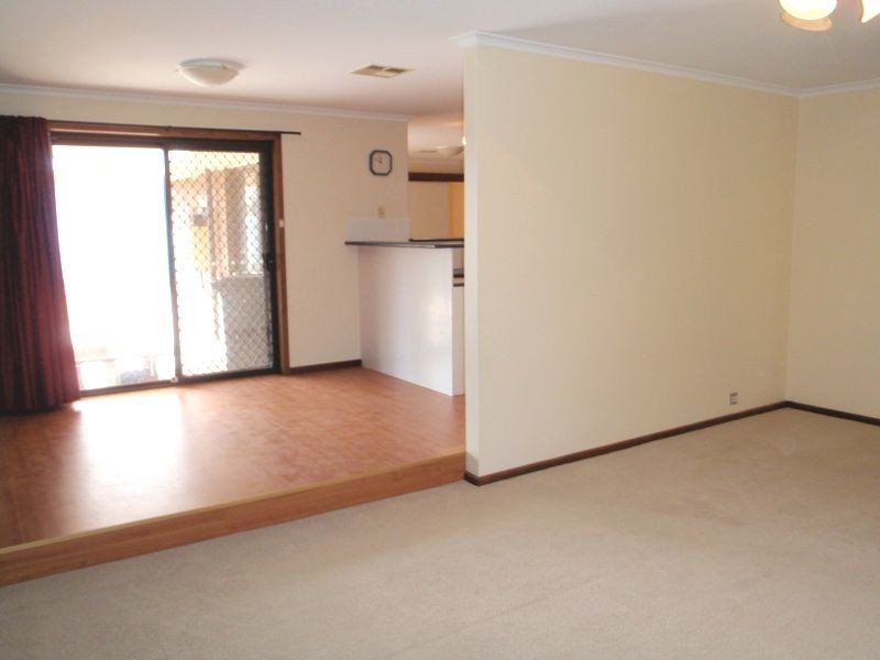 19 Camelot Drive, Paralowie SA 5108