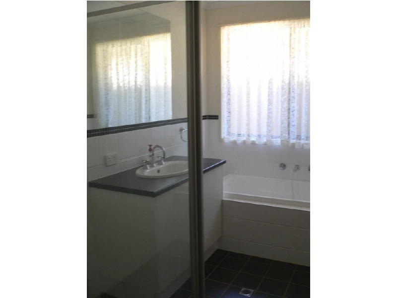 10 Pintillo Court, Burton SA 5110