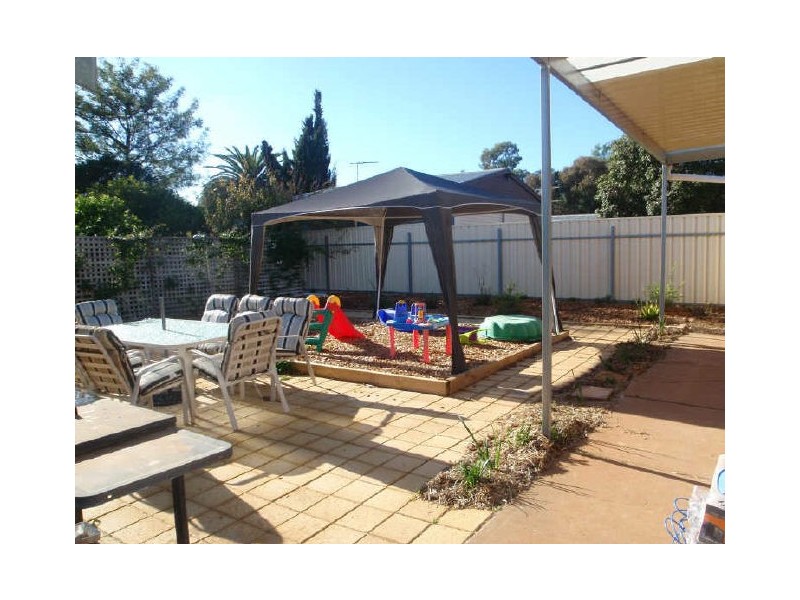 7 Hawk Street, Elizabeth Park SA 5113