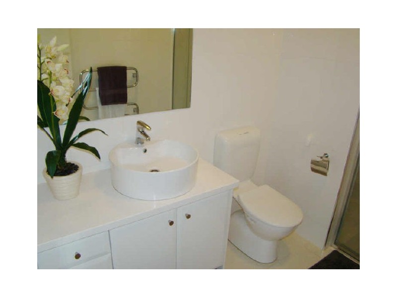 6 Azores Court, Mawson Lakes SA 5095