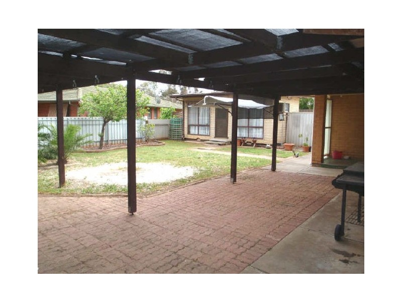 18 Piper Street, Parafield Gardens SA 5107