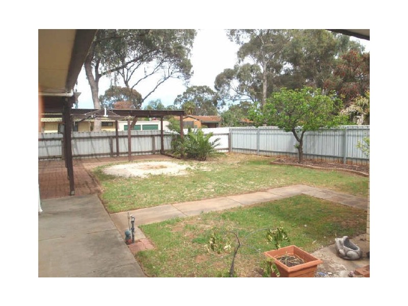 18 Piper Street, Parafield Gardens SA 5107