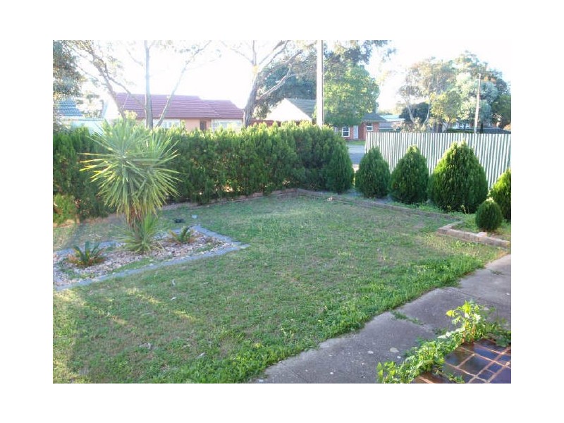 8 Secomb Avenue, Parafield Gardens SA 5107