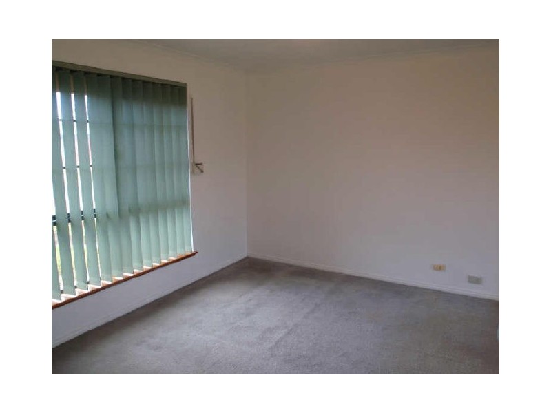 33 Casanor Crescent, Paralowie SA 5108