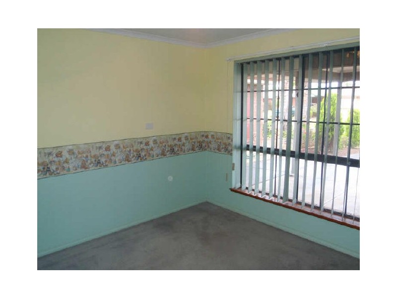 33 Casanor Crescent, Paralowie SA 5108