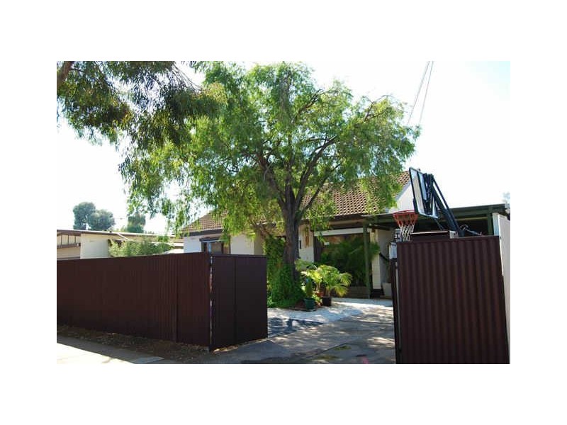 28 Caruso Crescent, Brahma Lodge SA 5109