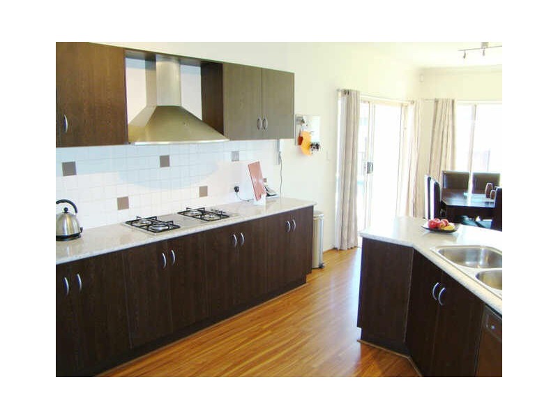 5 Grenada Court, Mawson Lakes SA 5095