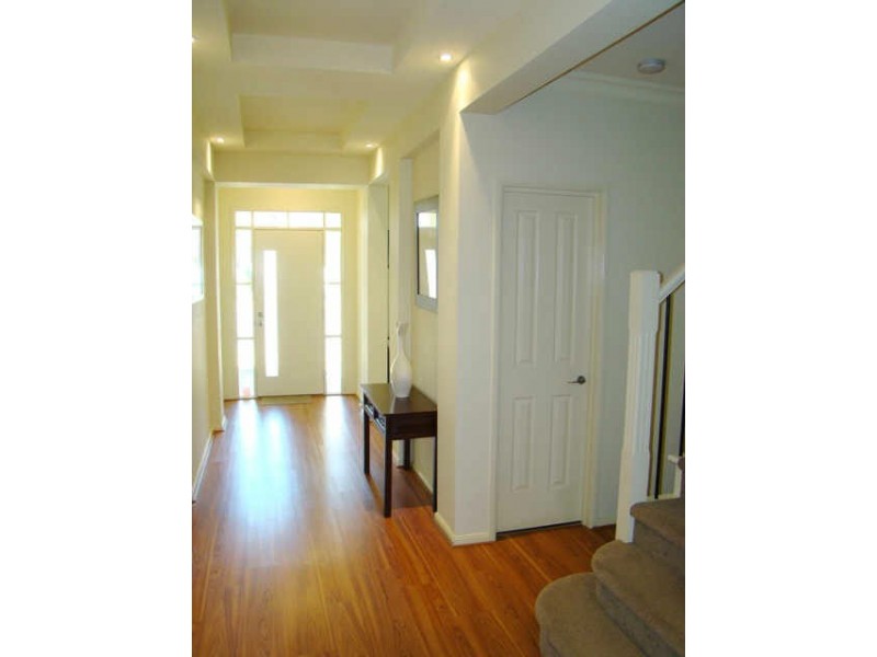 5 Grenada Court, Mawson Lakes SA 5095