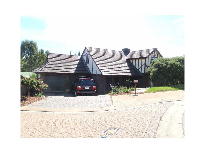 8 Hale Court, Greenwith SA 5125