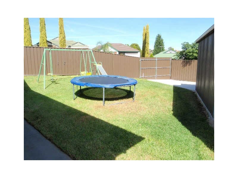 8 Hale Court, Greenwith SA 5125