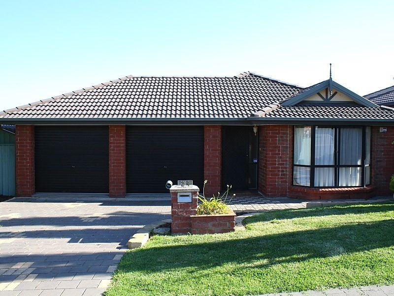 24 Bluestone Drive, Walkley Heights SA 5098