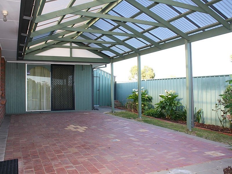 24 Bluestone Drive, Walkley Heights SA 5098