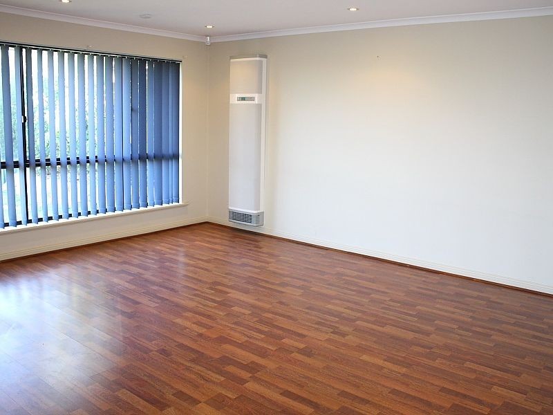 24 Bluestone Drive, Walkley Heights SA 5098