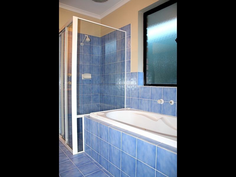 24 Bluestone Drive, Walkley Heights SA 5098