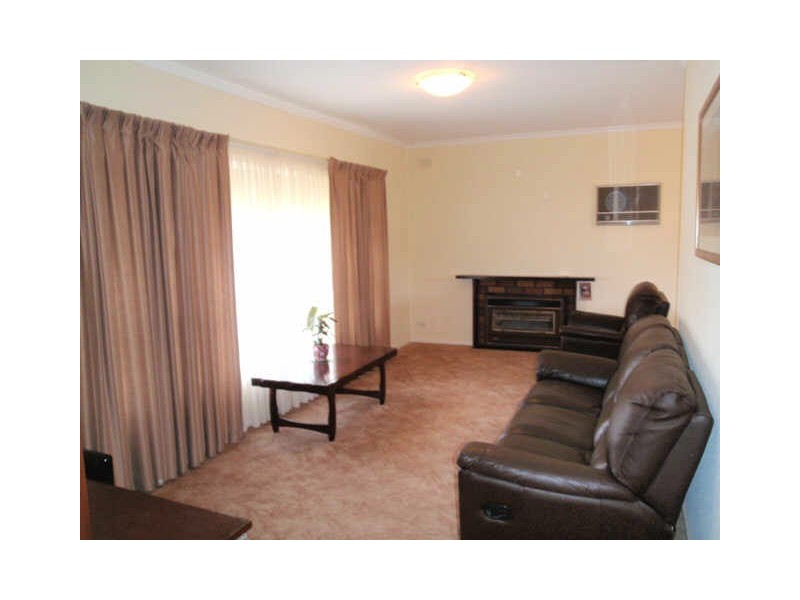 19 Caruso Crescent, Brahma Lodge SA 5109