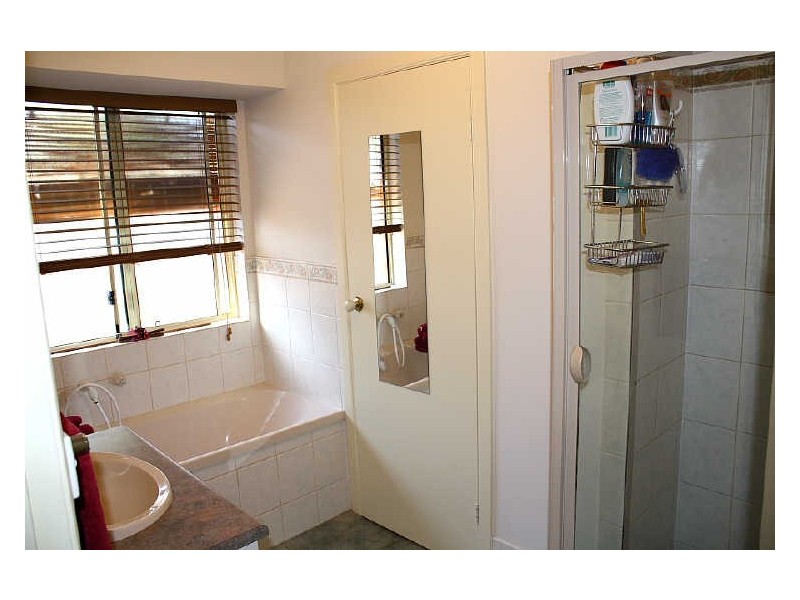 14 Lakeview Drive, Parafield Gardens SA 5107
