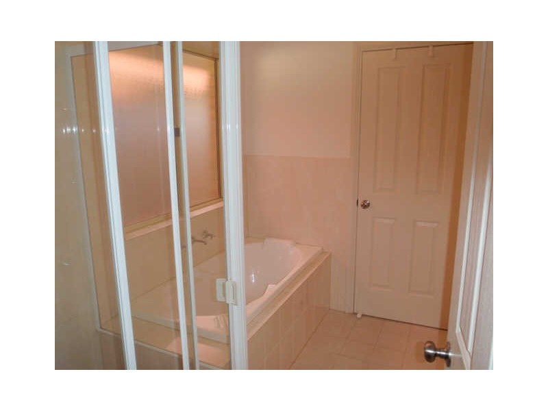 6 Overlander Way, Smithfield SA 5114