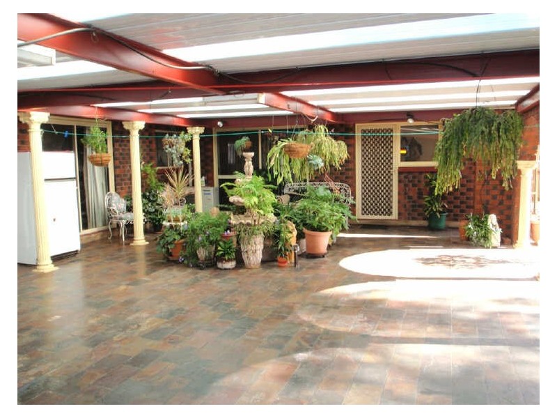 11 Hendrix Crescent, Paralowie SA 5108