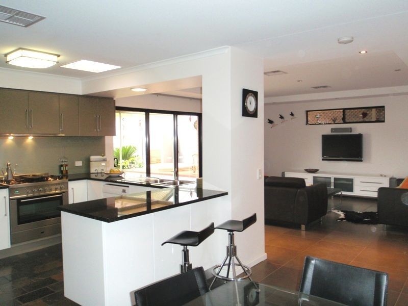 45 Damian Drive, Salisbury Heights SA 5109