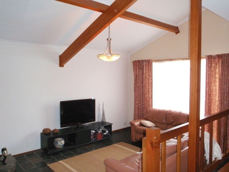 45 Damian Drive, Salisbury Heights SA 5109