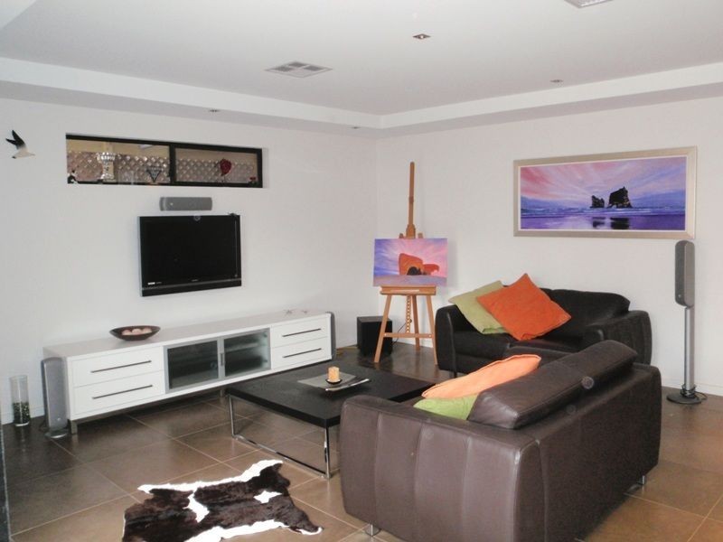 45 Damian Drive, Salisbury Heights SA 5109