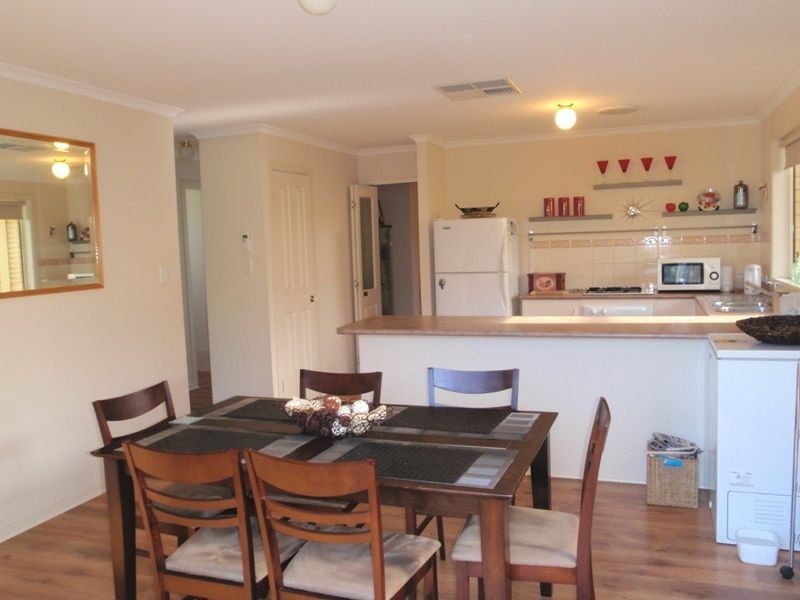 67 Castle Drive, Burton SA 5110