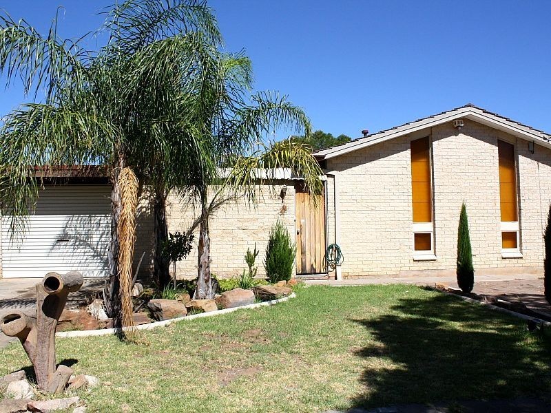 12 Warwick Street, Salisbury East SA 5109