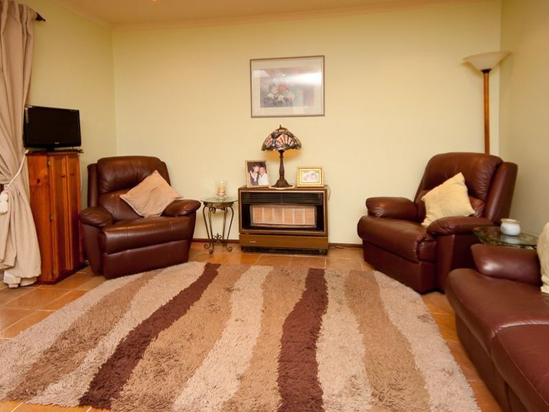 43 Highfield Drive, Hillbank SA 5112