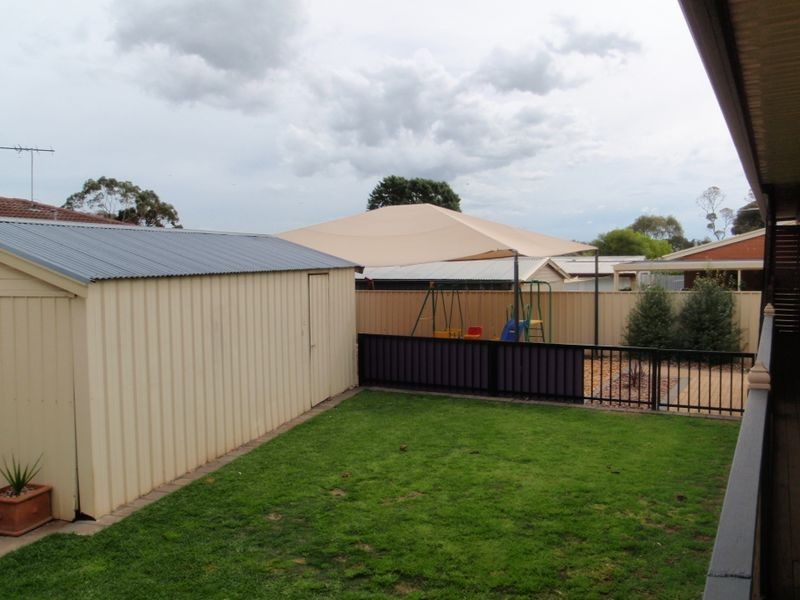 5 Christine Ave, Salisbury East SA 5109