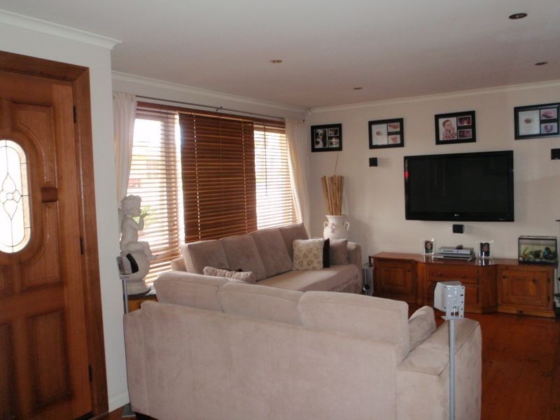 5 Christine Ave, Salisbury East SA 5109