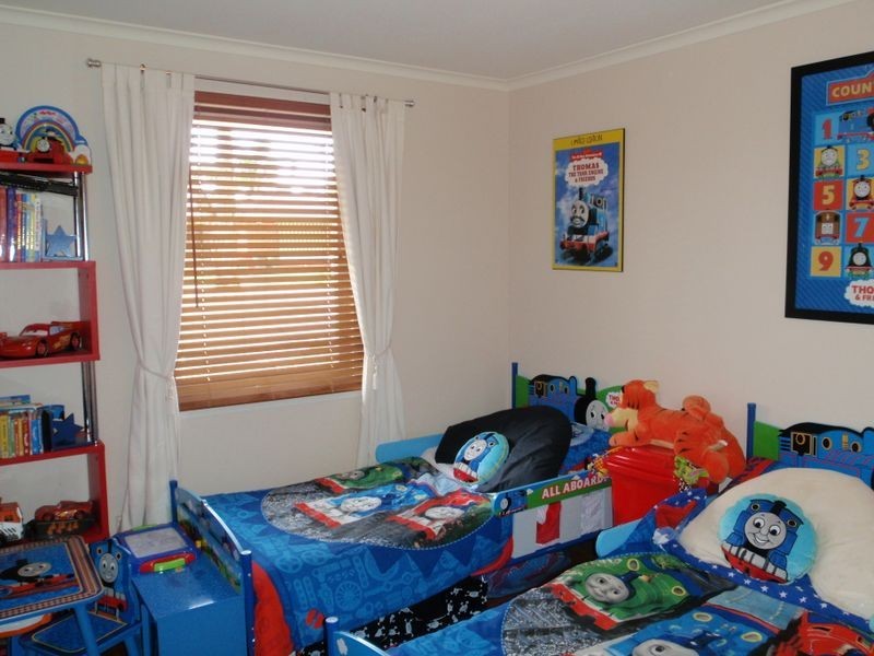 5 Christine Ave, Salisbury East SA 5109