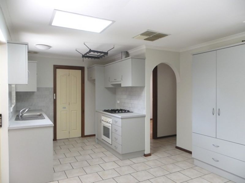 38 Danielle Drive, Salisbury Plain SA 5109