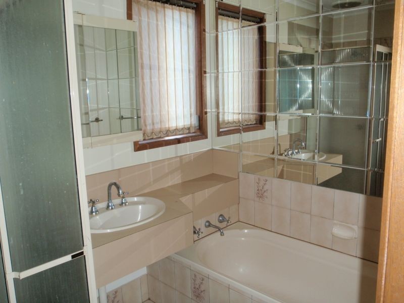 133 Andrew Smith Drive, Parafield Gardens SA 5107