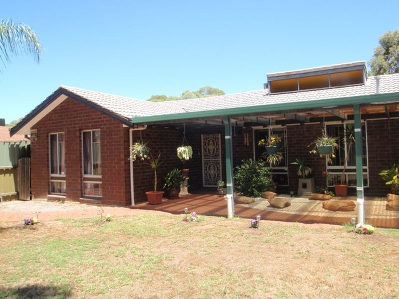 22 Lennox Drive, Paralowie SA 5108