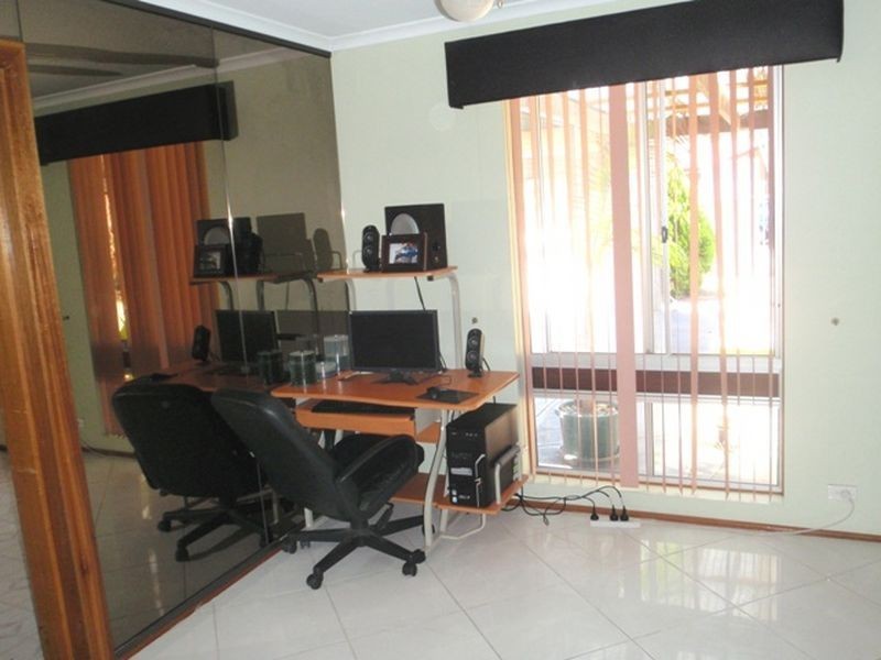 22 Lennox Drive, Paralowie SA 5108