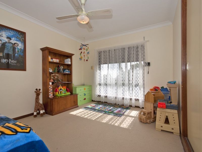9 Quarry Road, Gulfview Heights SA 5096